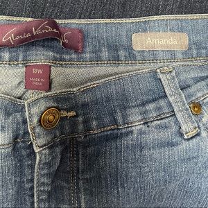 Gloria Vanderbilt jeans